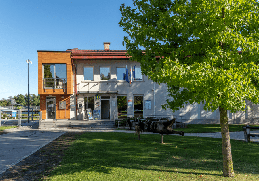 Studio R Vrhnika Turistično informacijski center Vrhnika – Vrhnika
