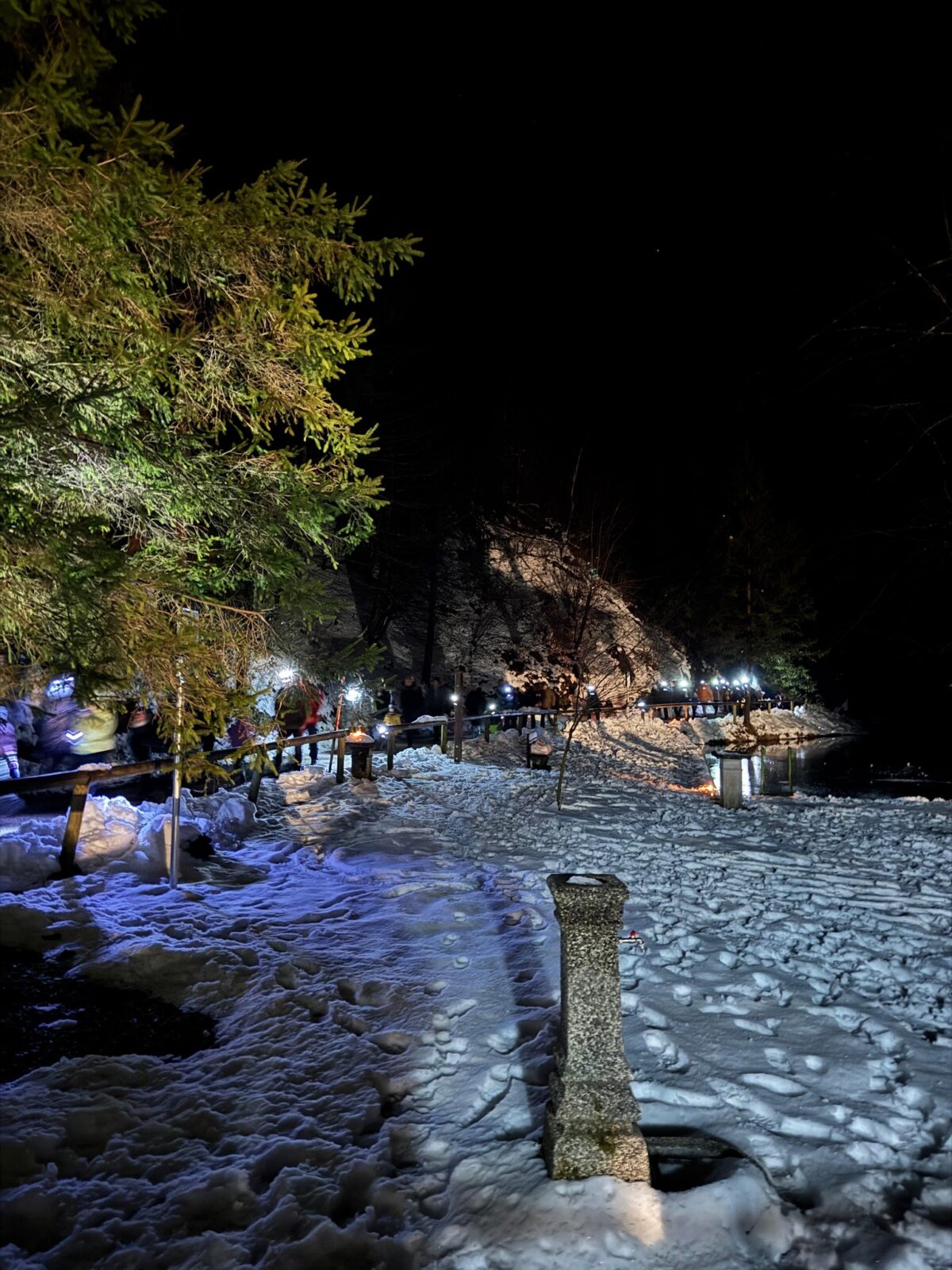 Veseli december 2025: Pravljični pohod v Star maln z lanternami